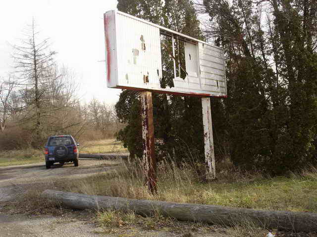 Speedway Auto Theatre - 2006 Photo (newer photo)